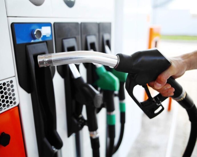 Petrol, Diesel Prices Hiked Again; Petrol Crosses ₹ 100/Litre Mark In Pune