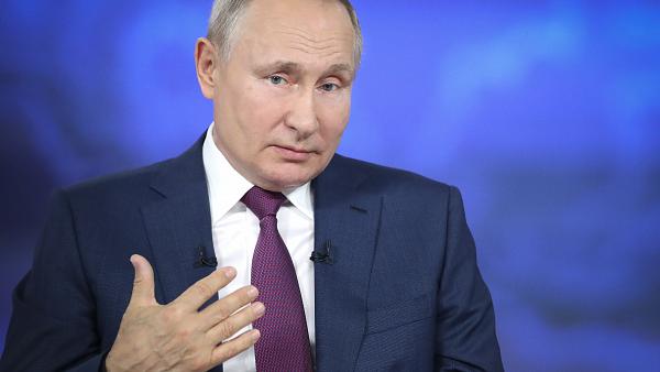 Putin Says US and UK Were Behind Black Sea 'Provocation'